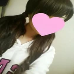 学生　１９歳