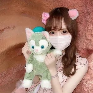 桃乃れな